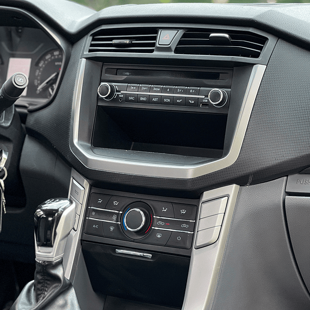 Maxus T60 4x2 SC DX 2.8  MT 2023 9