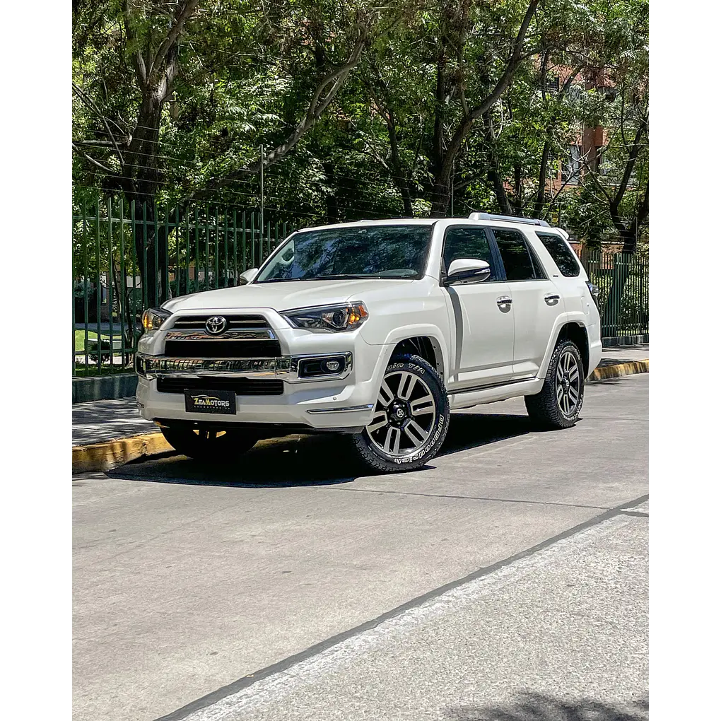 Toyota 5 — foto 2 de 11