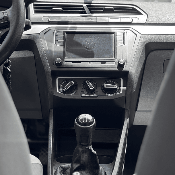 Volkswagen Voyage 1.6 Highline 2019 8