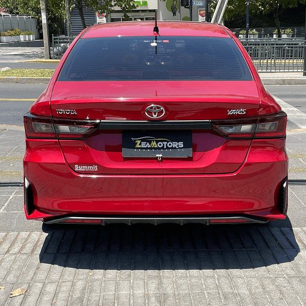 Toyota Yaris SD 1.5 2024 5