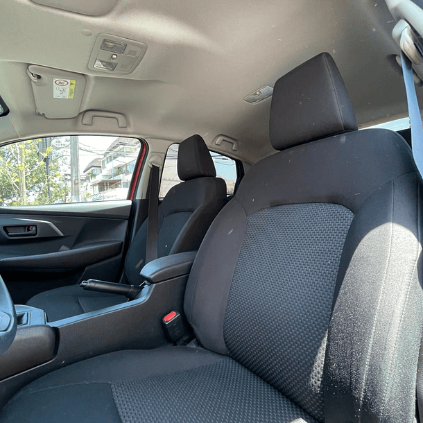 Toyota Yaris SD 1.5 2024 9