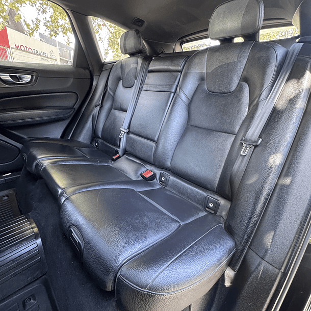 VOLVO XC60 D4 4X4 2.0 AUT 2019 15