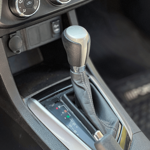 Toyota Corolla 1.8 Gl CVT  2016 9