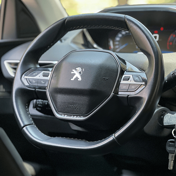 Peugeot 3008 1.5 BlueHDI 130 Active 2020 12