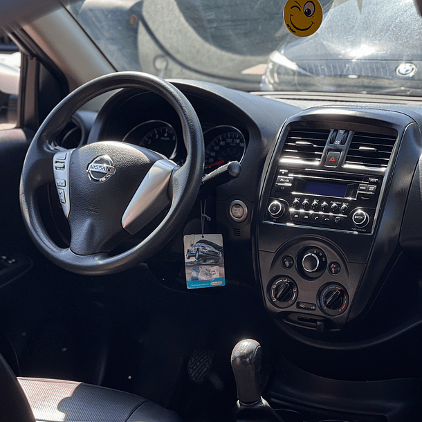 Nissan Versa Sense 1.6 2019 8