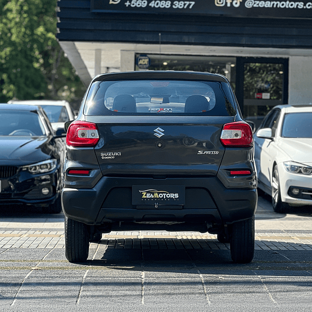 Suzuki S-PRESSO HB 1.0 2022 4