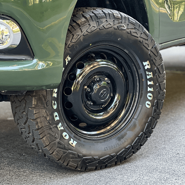 TOYOTA HILUX 2.4 MT 4X4 DX 2022 6