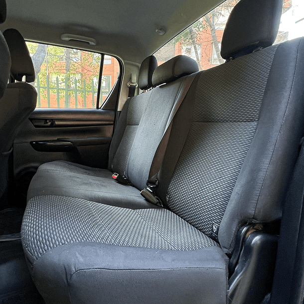 TOYOTA HILUX 2.4 MT 4X4 DX 2022 15