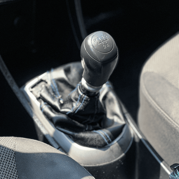 Hyundai Accent RB GL 1.4 2012 10