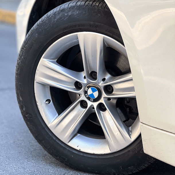 BMW 316I 1.6 AUT 2013 3