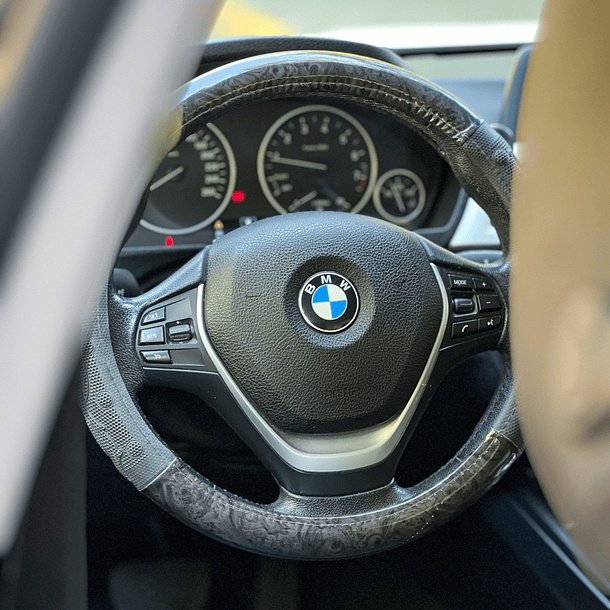 BMW 316I 1.6 AUT 2013 5