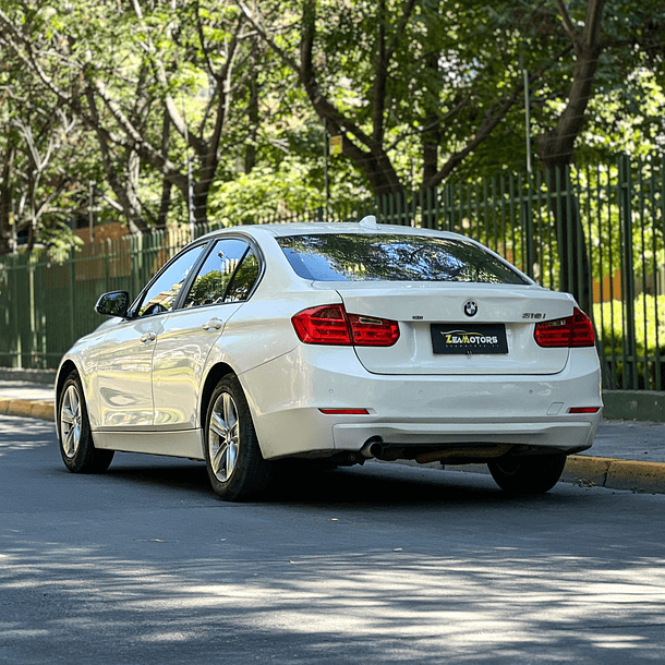 BMW 316I 1.6 AUT 2013 11