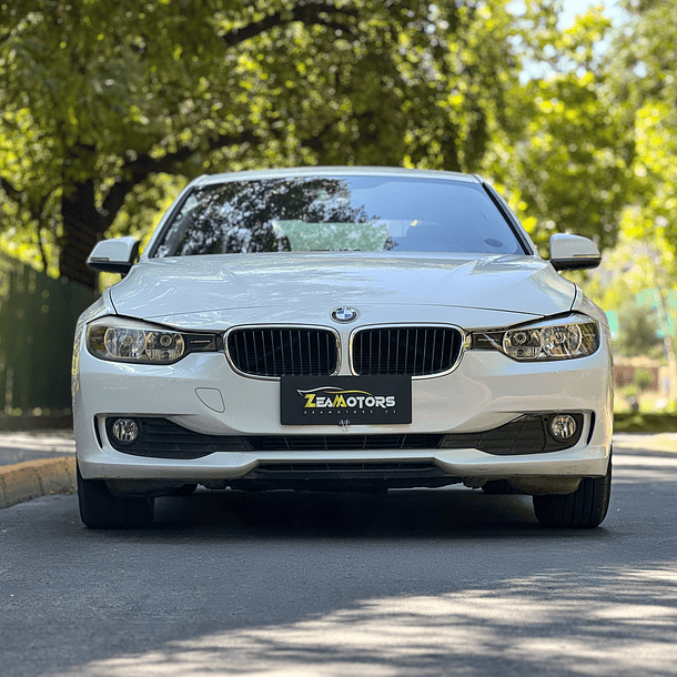BMW 316I 1.6 AUT 2013 2
