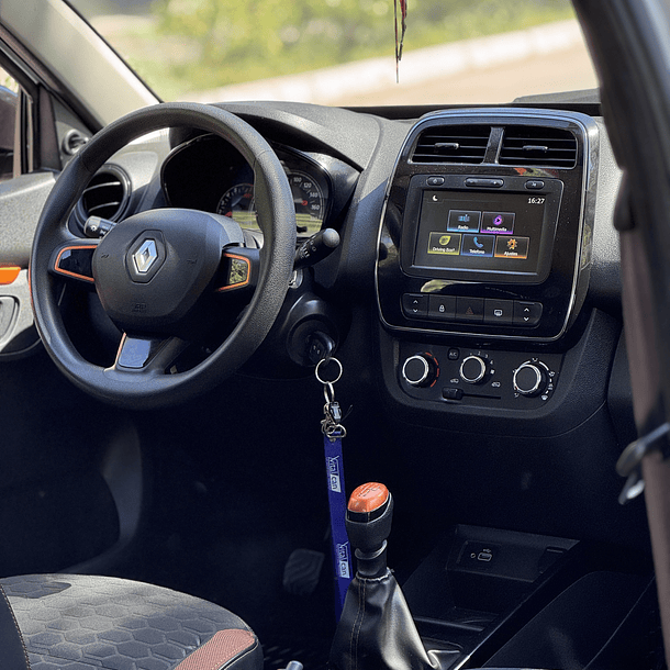 Renault Kwid  outsider 1.0 2022 7