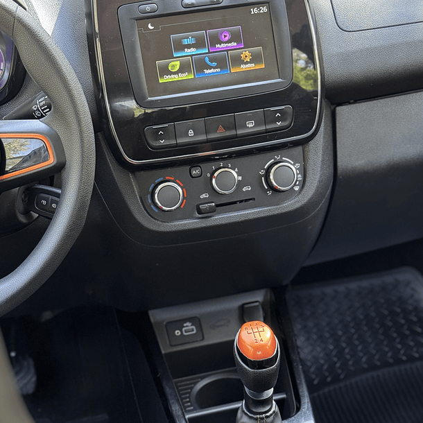 Renault Kwid  outsider 1.0 2022 13