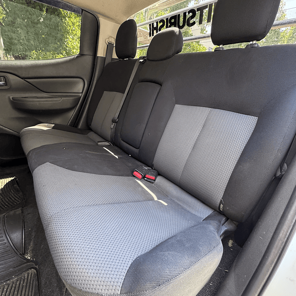 Mitsubishi l200 TD Katana CD CRT 2018 12