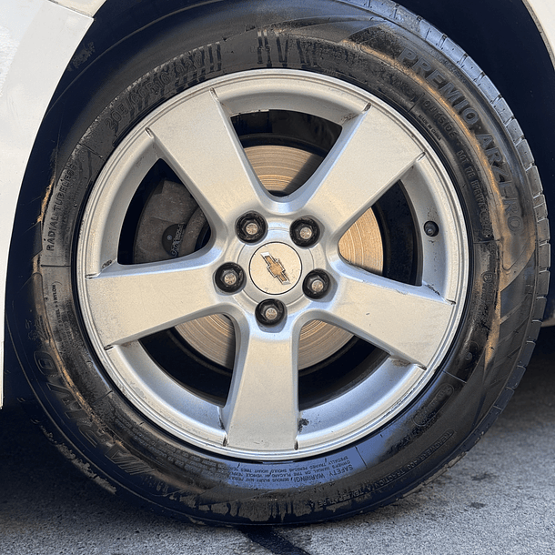 Chevrolet Cruze LS 1.8 AT 5