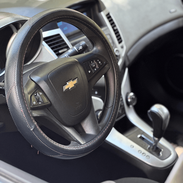 Chevrolet Cruze LS 1.8 AT 10