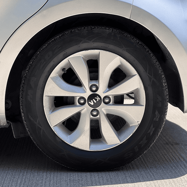 Kia Rio 5 EX 1.4 AT 2016  12