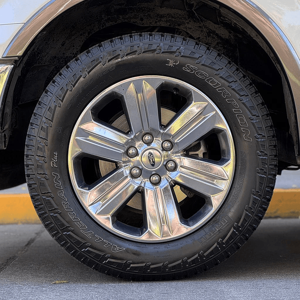 Ford F-150 LARIAT LUXURY 4X4 5.0 2020 15