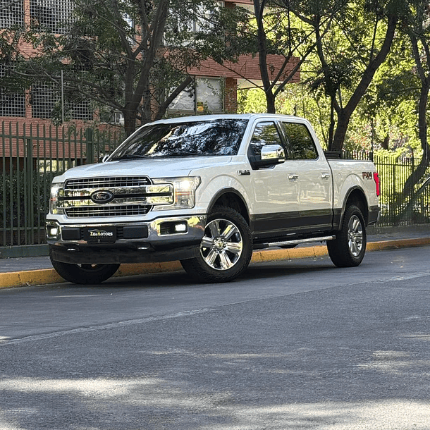 Ford F-150 LARIAT LUXURY 4X4 5.0 2020 1