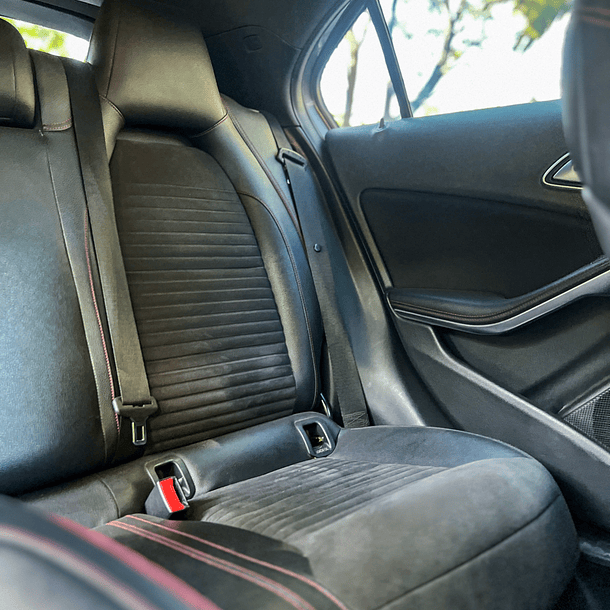 Mercedes Benz A200 D AUT 2.1 2016 10