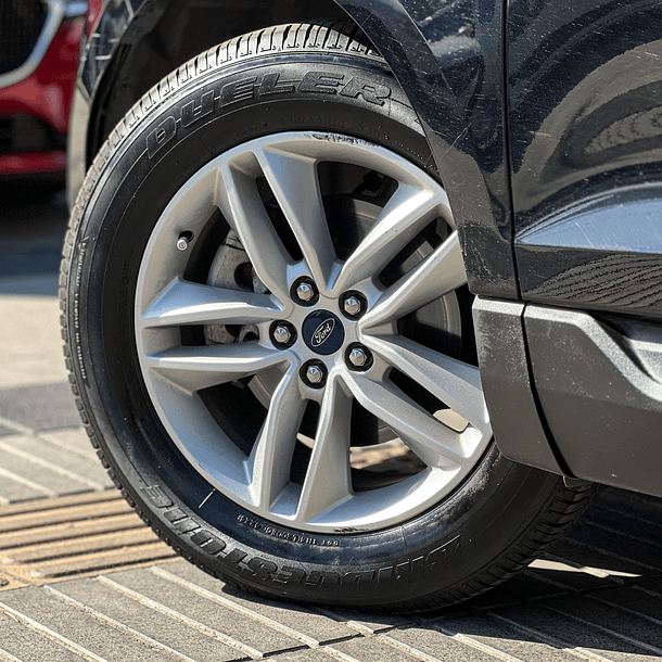 Ford Edge 2.0 LTS 4P 4X2 2018 5