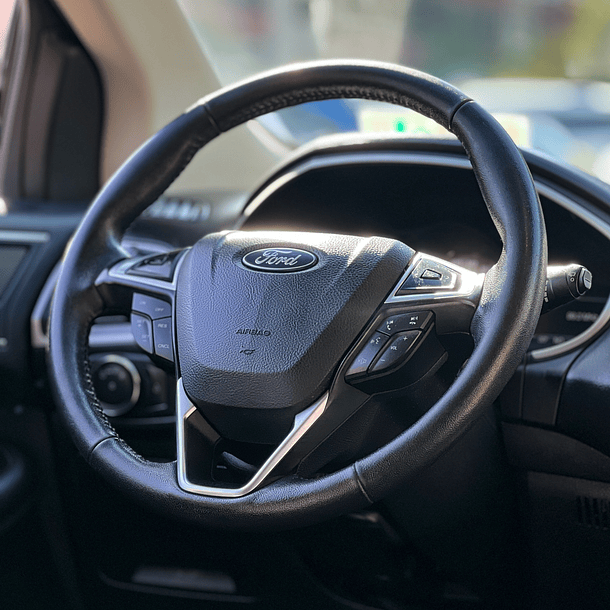 Ford Edge 2.0 LTS 4P 4X2 2018 11