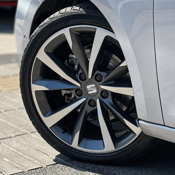 SEAT LEON FR TSI AT8 1.4 AUT 2021 5