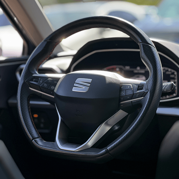 SEAT LEON FR TSI AT8 1.4 AUT 2021 12