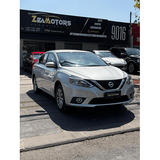 Nissan Sentra 1.8 AT Exclusive 2019
