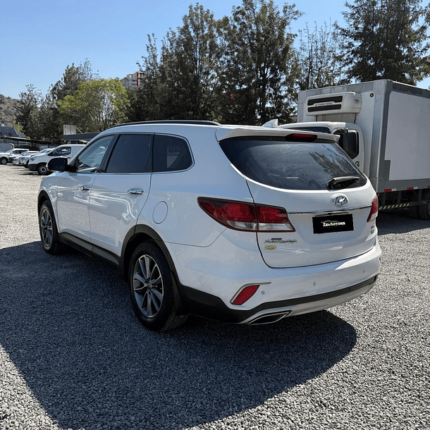Hyundai Grand Santa Fe NC 5DR 2.2 CRDI 6A/T 2017 3