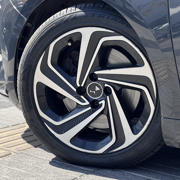 DS DS5 HDI HB AUT 2.0 2017 5