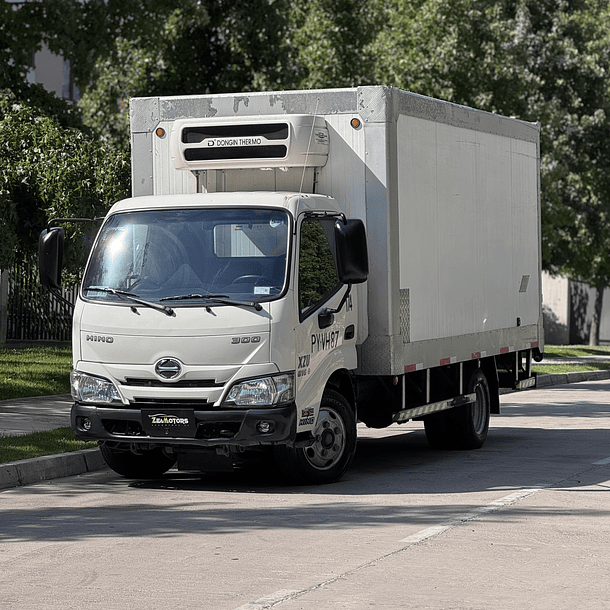 HINO  XZU 616 2021 1