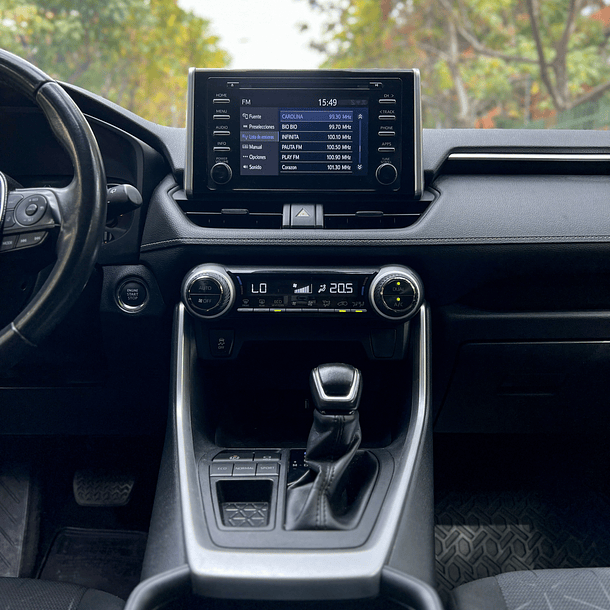 Toyota RAV4 XLE  2.0 AUT 2021 9