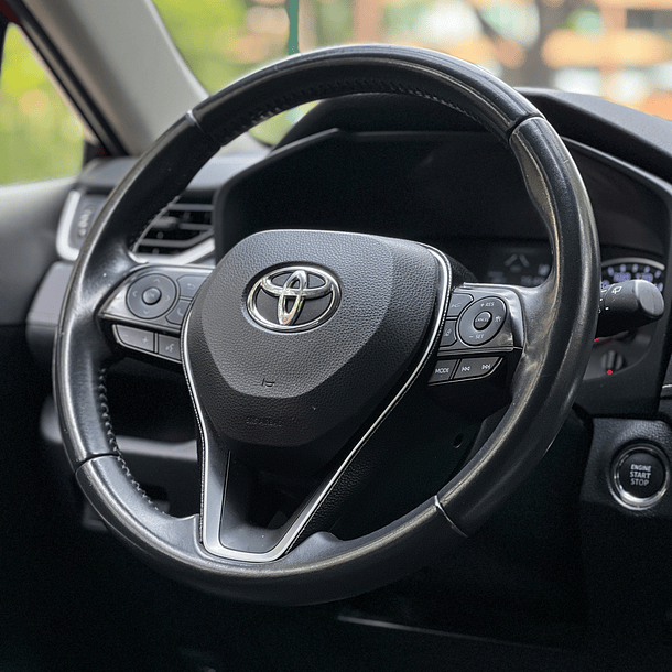 Toyota RAV4 XLE  2.0 AUT 2021 13