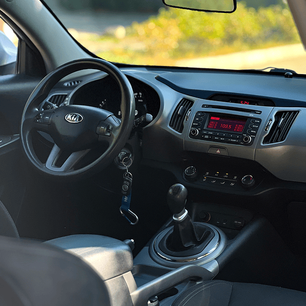 Kia Sportage Lx 2.0 2015 9