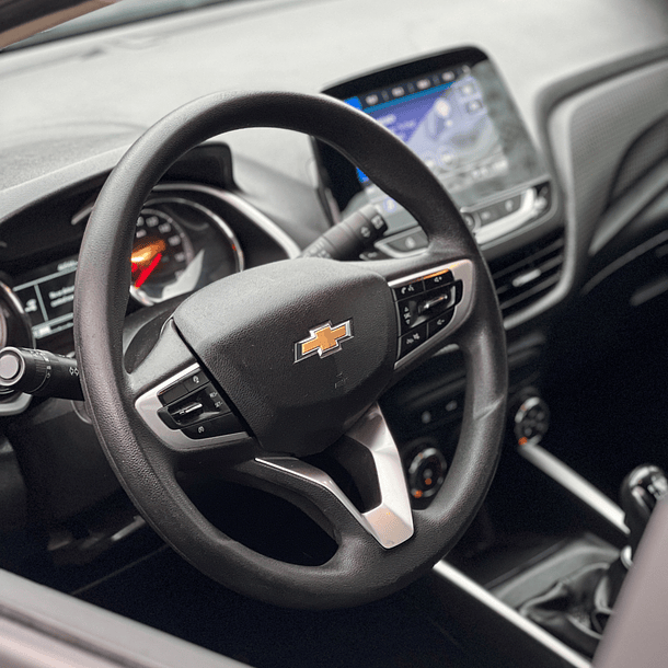 Chevrolet Ónix 1.0 LTZ 4x2 HB MT 5P 2023  6