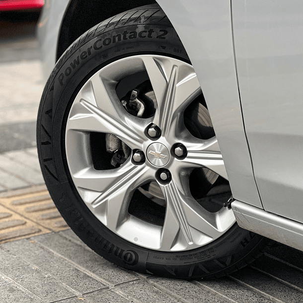 Chevrolet Ónix 1.0 LTZ 4x2 HB MT 5P 2023  5