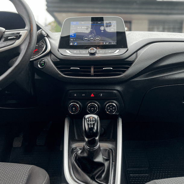 Chevrolet Ónix 1.0 LTZ 4x2 HB MT 5P 2023  8