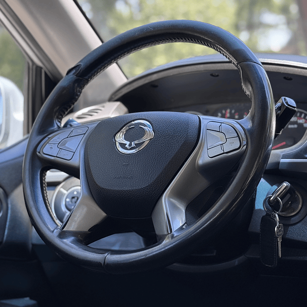 SSANYONG action sport 2.0 4x2 2019 9