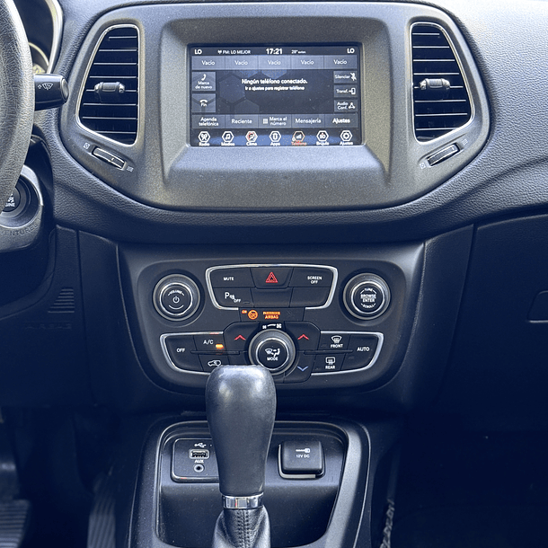 Jeep compass longitude 4x4 2.4 Aut  9