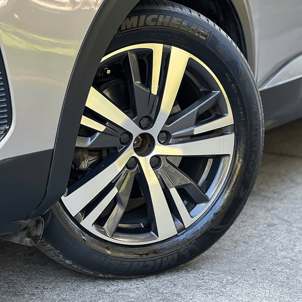 Peugeot 3008 Active pack 1.2 Mt Puretech 2022 6