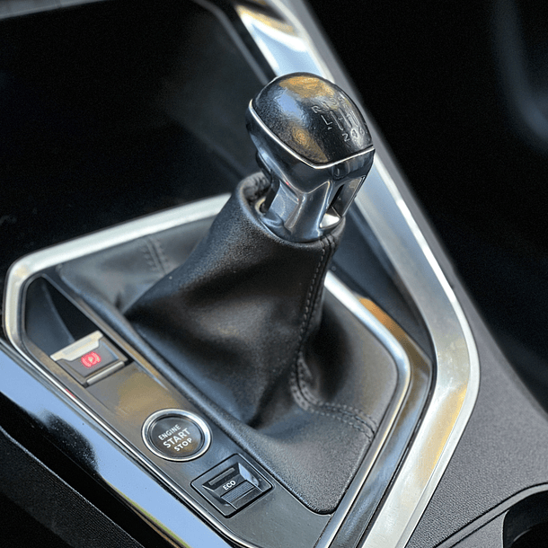 Peugeot 3008 Active pack 1.2 Mt Puretech 2022 11