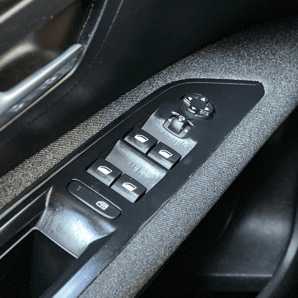 Peugeot 3008 Active pack 1.2 Mt Puretech 2022 14