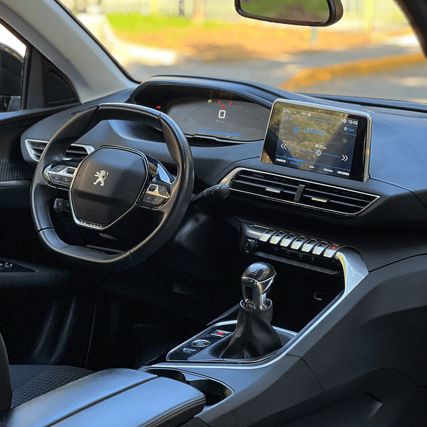 Peugeot 3008 Active pack 1.2 Mt Puretech 2022 10