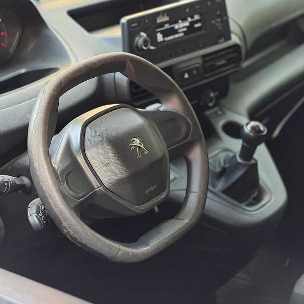 PEUGEOT PARTNER Turbo Diesel 1.6 2020 11