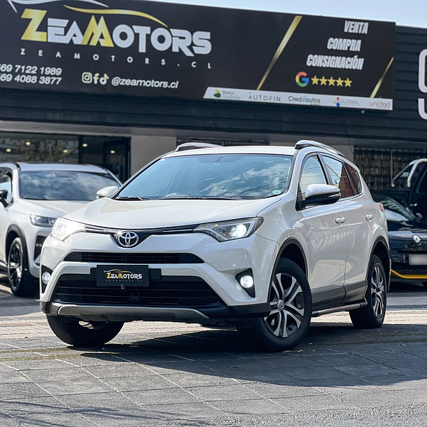 Toyota RAV4 DE LUJO 2.0 Aut 2018 1