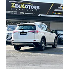 Toyota RAV4 DE LUJO 2.0 Aut 2018 3