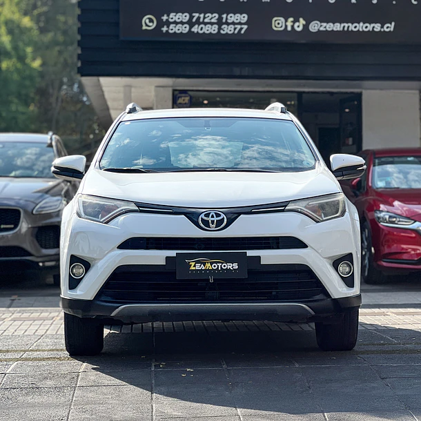 Toyota RAV4 DE LUJO 2.0 Aut 2018 2